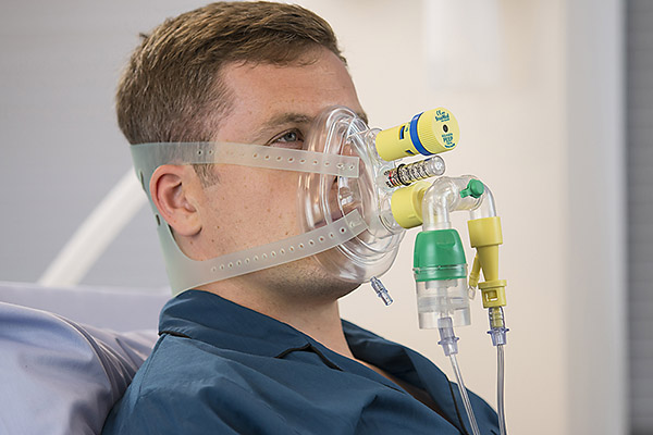 Ventumask Basic 30 CPAP masker met Y-stuk voor de vernevelaar, klein
